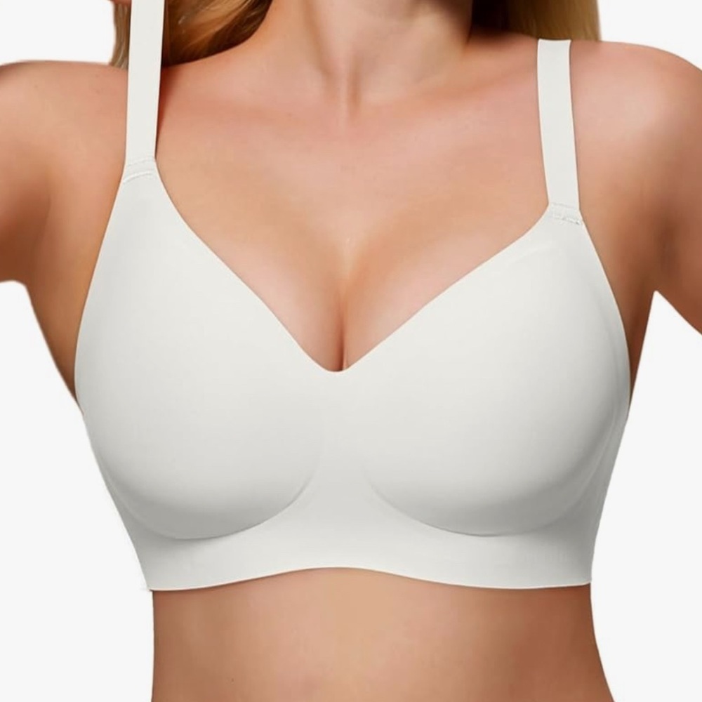 NEW-DAYSTRY Seamless Bra
Padded wireless
wide adjustable straps
Extender 4 Row
